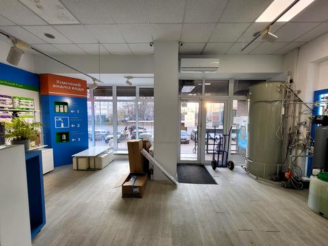 коммерческая по адресу Владимира Ивасюка ул., (Будинок)