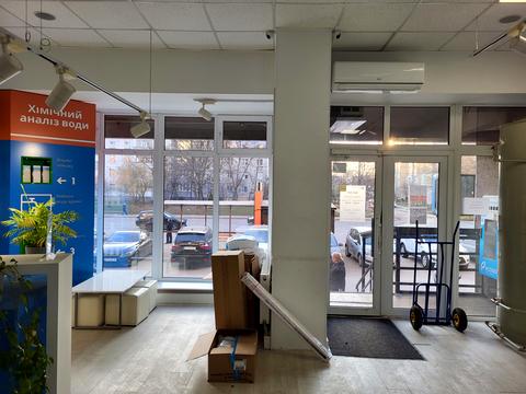 коммерческая по адресу Владимира Ивасюка ул., (Будинок)