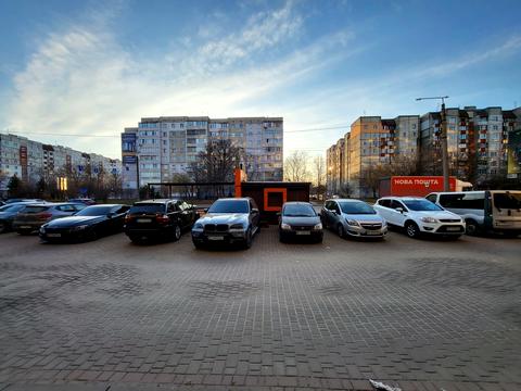 коммерческая по адресу Владимира Ивасюка ул., (Будинок)