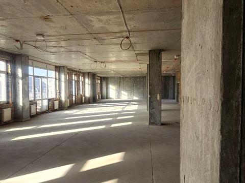 комерційна за адресою Саксаганського вул., 80