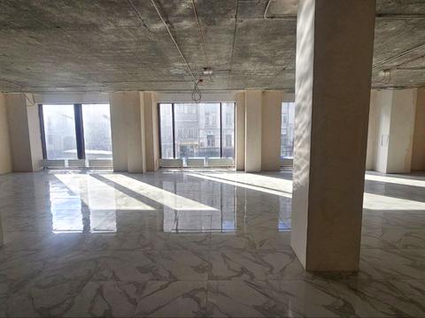 комерційна за адресою Саксаганського вул., 80