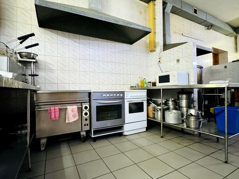 комерційна за адресою Пилипа Орлика вул., 3А