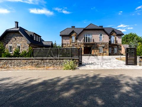 будинок за адресою с. Козин, Монашинська вул., 3