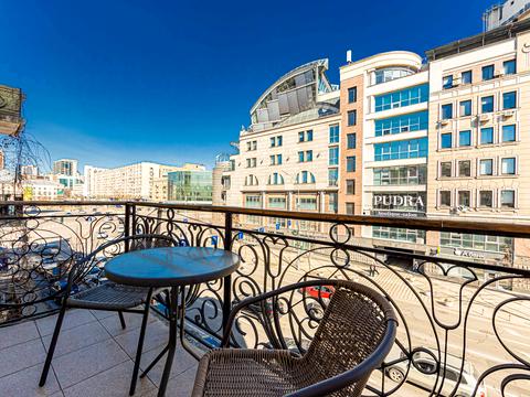 комерційна за адресою Саксаганського вул., 147/5