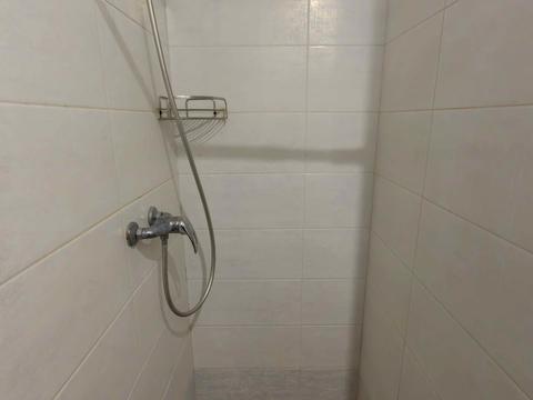 комерційна за адресою Саксаганського вул., 147/5