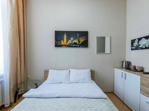 комерційна за адресою Саксаганського вул., 147/5