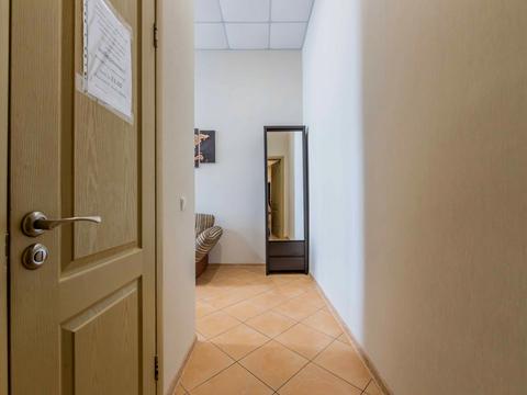 комерційна за адресою Саксаганського вул., 147/5