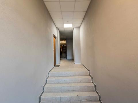 комерційна за адресою Саксаганського вул., 147/5