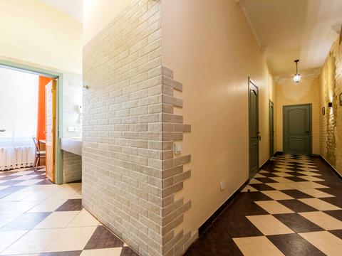 комерційна за адресою Саксаганського вул., 147/5