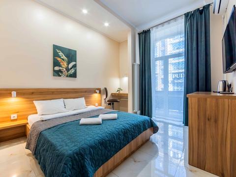 комерційна за адресою Саксаганського вул., 147/5