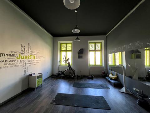 коммерческая по адресу Костюшко ул., 8