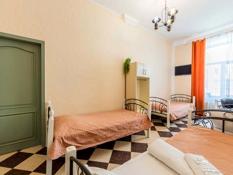 комерційна за адресою Саксаганського вул., 147/5