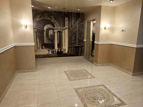 комерційна за адресою Саксаганського вул., 80