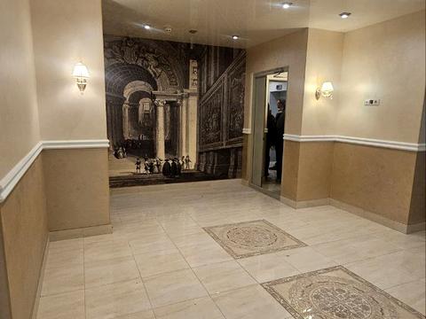 комерційна за адресою Саксаганського вул., 80