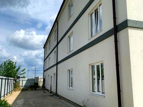комерційна за адресою Київська вул., 1