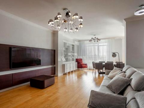 квартира за адресою Андрія Верхогляда вул. (Михайла Драгомирова), 5