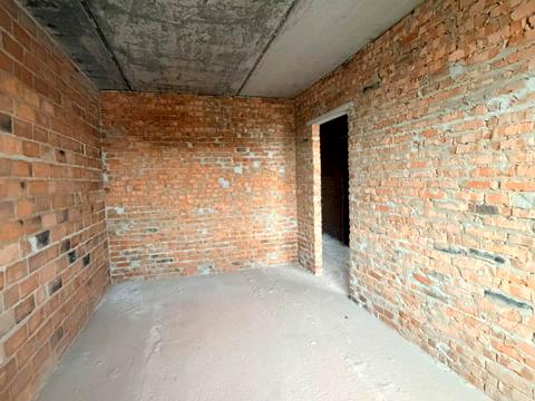 квартира по адресу Белая ул., (Будинок 1)