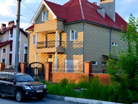 дом по адресу Підводників