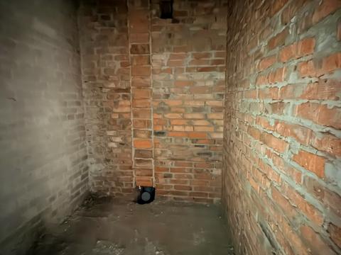 квартира по адресу Белая ул., (Будинок 1)