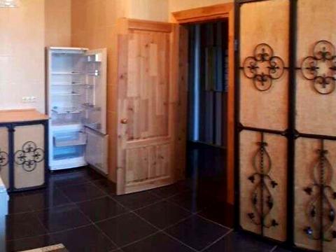 квартира за адресою Миколи Бажана просп., 1-А