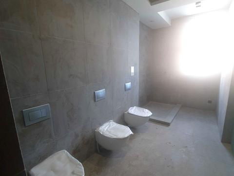 комерційна за адресою Стрийська вул., 108