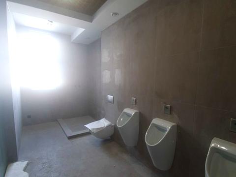 комерційна за адресою Стрийська вул., 108