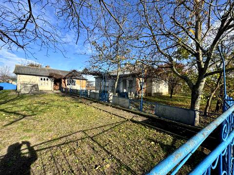 будинок за адресою Лісова