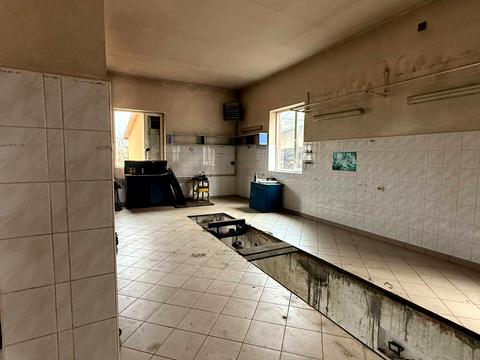 комерційна за адресою Стрийська, 36а