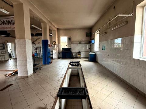 комерційна за адресою Стрийська, 36а