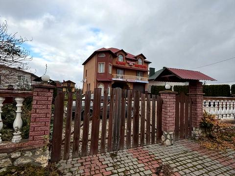 комерційна за адресою Стрийська, 36а