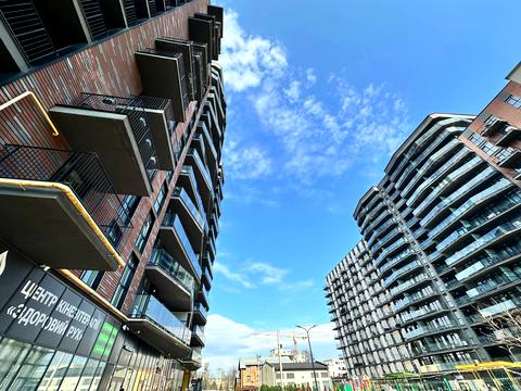 комерційна за адресою В'ячеслава Чорновола просп. (), 16з