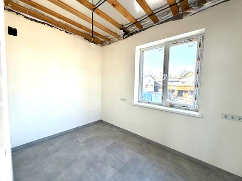 комерційна за адресою Княгиницького вул., 1