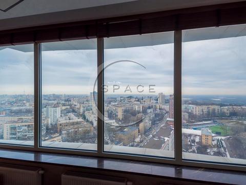 комерційна за адресою Кловський узвіз (Кловський), 7a