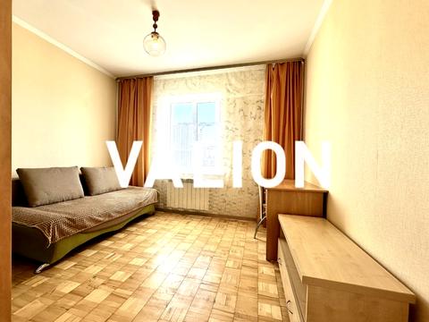 квартира за адресою Академіка Глушкова просп., 14