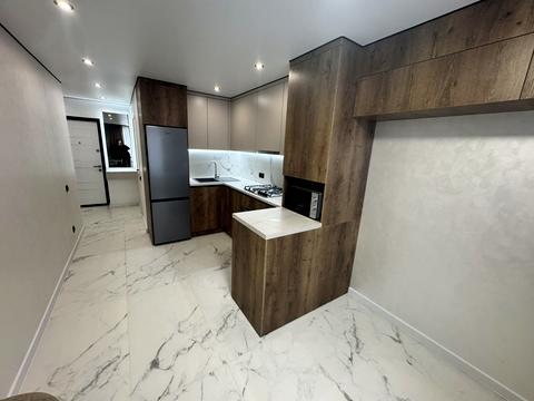 квартира за адресою Білогірська вул., 12