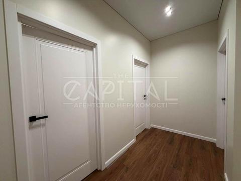 дом по адресу с. Петропавловская Борщаговка, Каштановая ул.