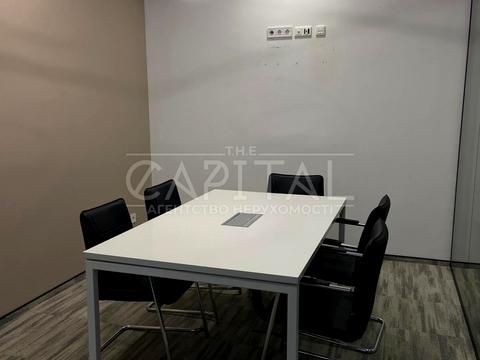 комерційна за адресою Болсуновська вул. (Сергія Струтинського), 23