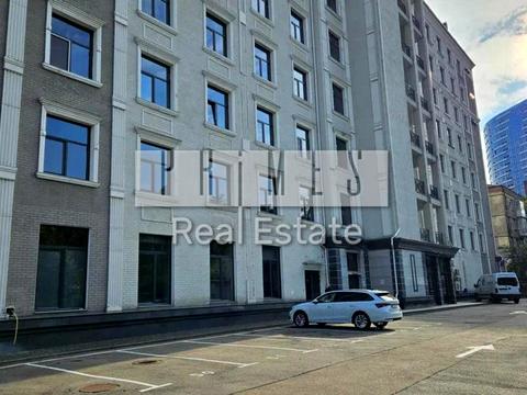 комерційна за адресою Київ, Миколи Міхновського бульв. (Дружби народів), 19-А