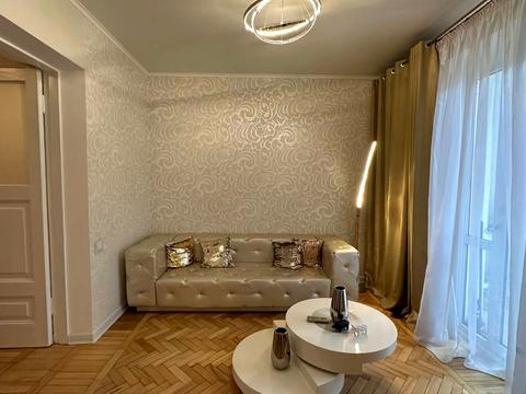 квартира за адресою Пастера вул., 21