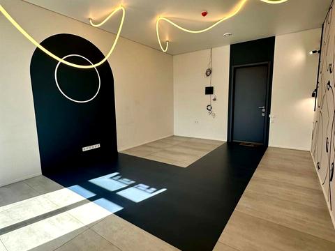 коммерческая по адресу Ломаная ул., 18