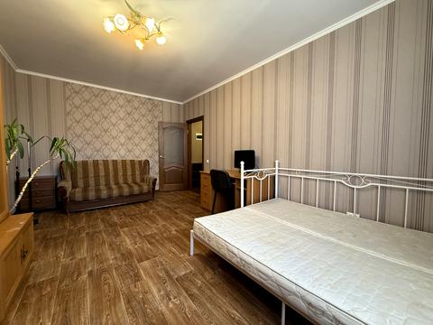 квартира за адресою Боголюбова вул., 12