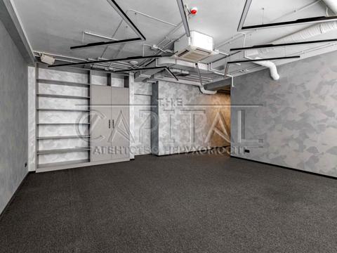 коммерческая по адресу Златоустовская ул., 3