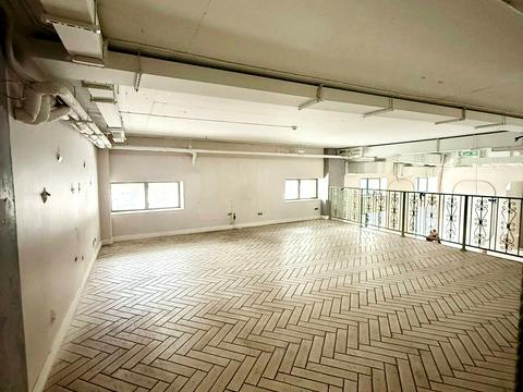 комерційна за адресою Сергія Єфремова вул. (Ворошилова), 22