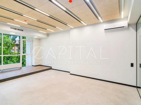 комерційна за адресою Професора Підвисоцького вул., 4