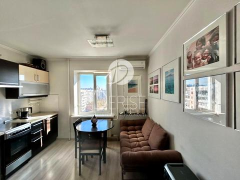 квартира за адресою Йорданська вул. (Лайоша Гавро), 11-Д