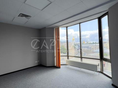 комерційна за адресою вул. Большая Житомирская, 20