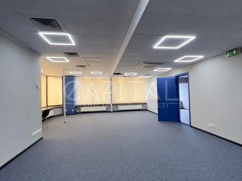 комерційна за адресою вул. Большая Житомирская, 20