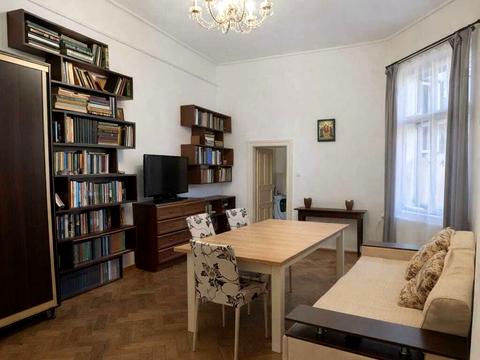 квартира за адресою Михайла Грушевського вул., 15