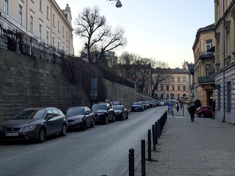 квартира за адресою Михайла Грушевського вул., 15