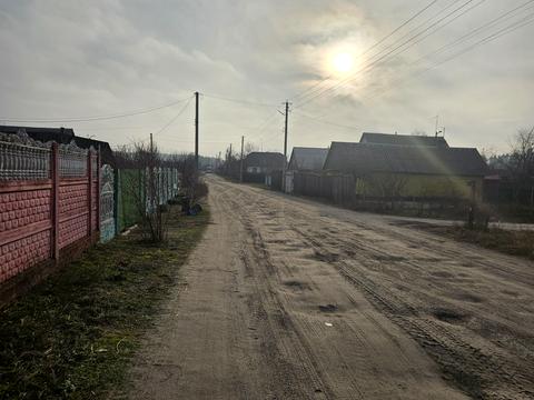 участок по адресу Лесі Українки, 40б